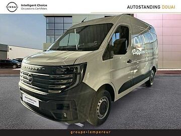 Nissan Interstar Fg L2H2 3t5 2.0 dCi 130ch Euro6E N-Connecta Blanc sellerie tissu gris foncé
