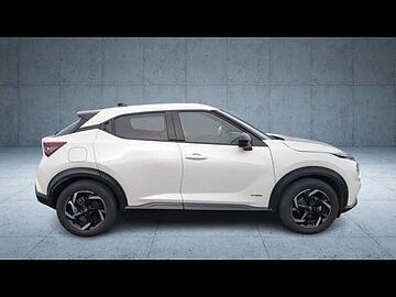Nissan Juke 1.6 Hybrid 143ch Business+ 2023.5 Blanc Lunaire (Spéciale)
