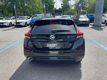 Nissan Leaf 150ch 40kWh Tekna 21.5 Noir Métallisé
