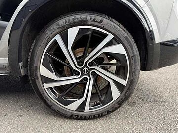 Nissan Qashqai e-POWER 190ch N-Design+ Gris Perle Métallisé