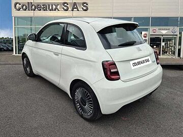 Fiat 500e berline my22 serie 1 step 2 500 e 95 ch BLANC