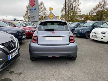 Fiat 500e berline my22 serie 1 step 2 500 e 95 ch GRIS CLAIR