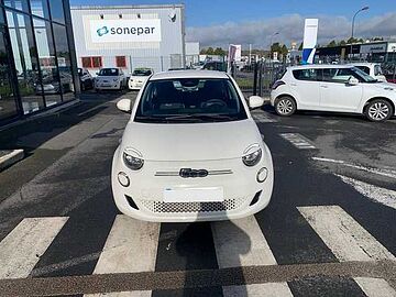 Fiat 500e berline my22 serie 1 step 2 500 e 95 ch BLANC