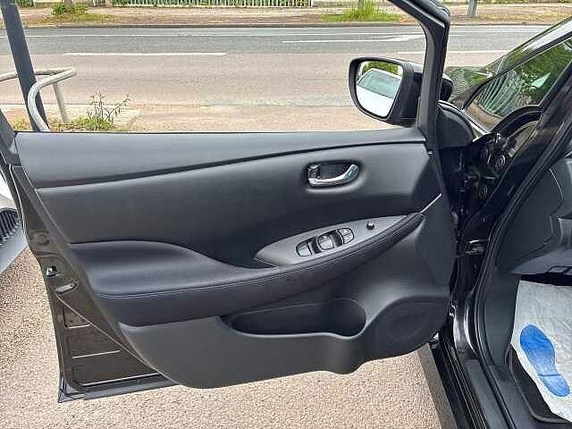 Nissan LEAF 2021 Leaf Electrique 40kWh Noir