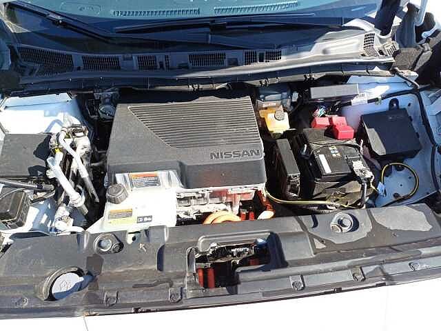 Nissan LEAF Leaf Electrique 40kWh Blanc