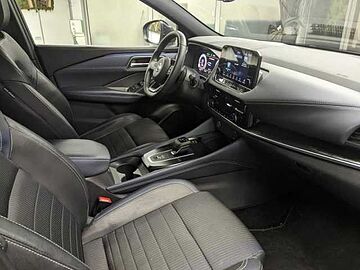 Nissan Qashqai 1.3 Mild Hybrid 158ch Tekna Xtronic Xfub-gris argile toit et retro noir