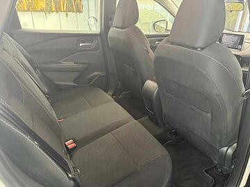 Nissan Qashqai 1.3 Mild Hybrid 140ch Acenta Noir