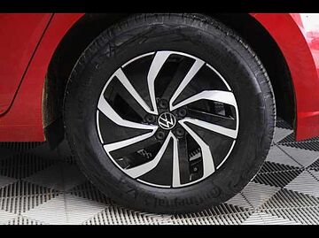 Volkswagen Polo 1.0 TSI 95ch Life Rouge Roi metallisé