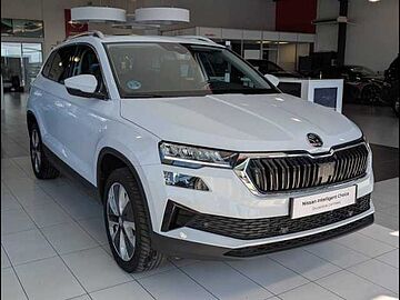 SKODA Karoq 1.5 TSI ACT 150ch Style DSG7 Blanc Lune métallisée