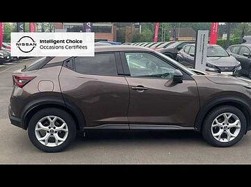 Nissan Juke 1.0 DIG-T 114ch N-Connecta 2021.5 Bronze Intense